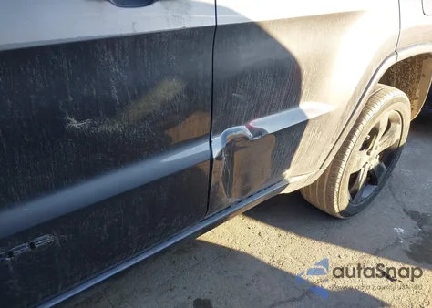 2014 Jeep Grand Cherokee Altitude z USA, uszkodzony, nr VIN 1C4RJFAG3EC569885